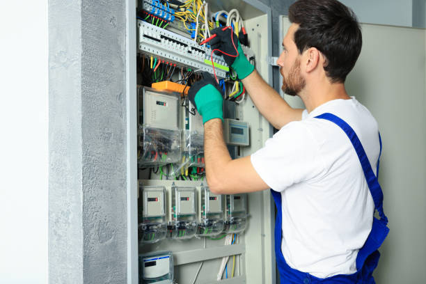 Best Emergency Electrician Near Me  in Mec, CA